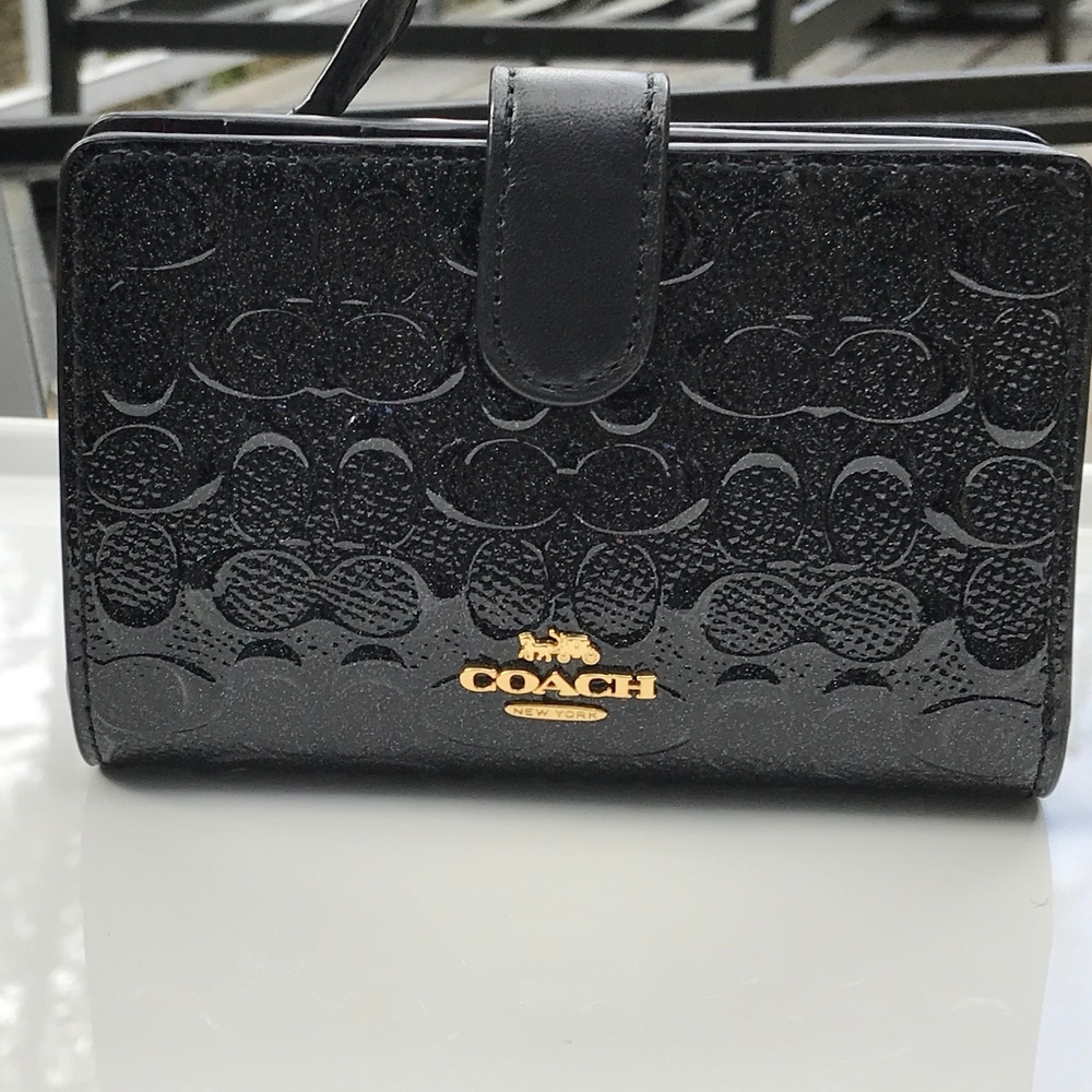 Super Cute Coach Wallet 3.5 x 5 NWT